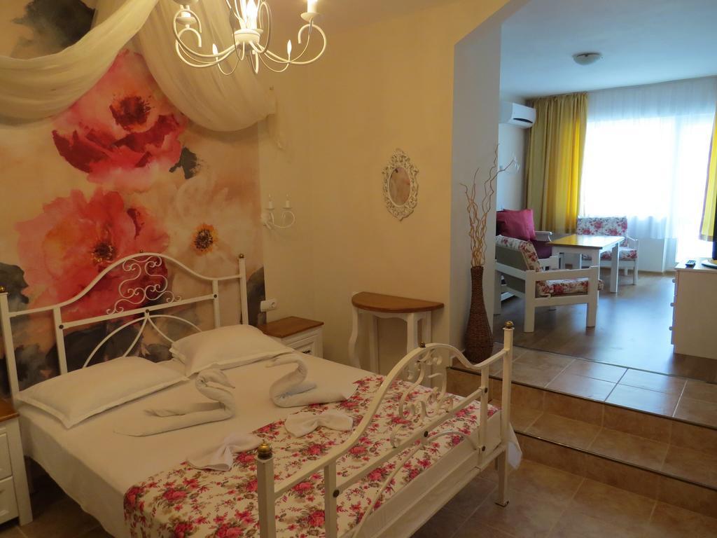 Family Hotel Sofi Sozopol Habitación foto