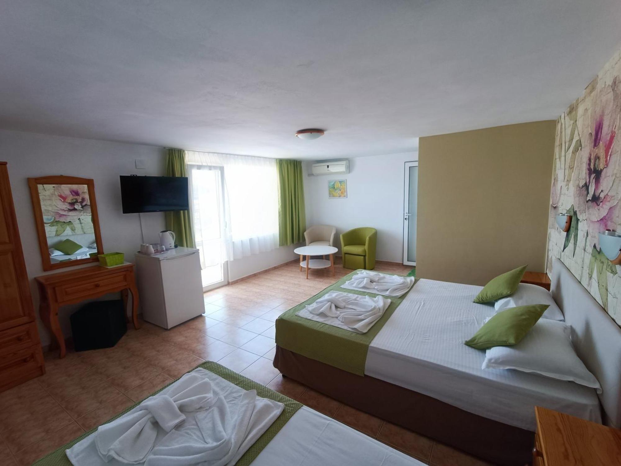 Family Hotel Sofi Sozopol Exterior foto