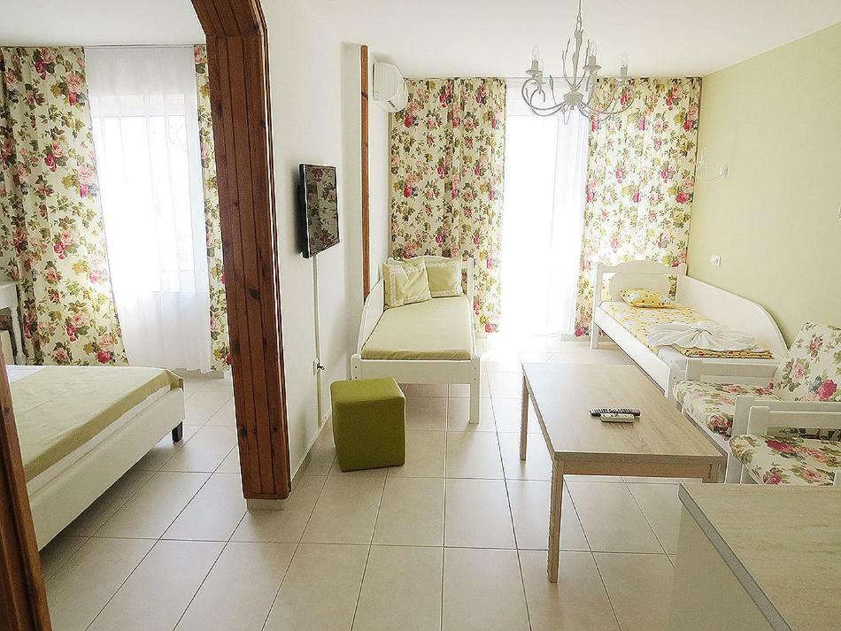 Family Hotel Sofi Sozopol Exterior foto